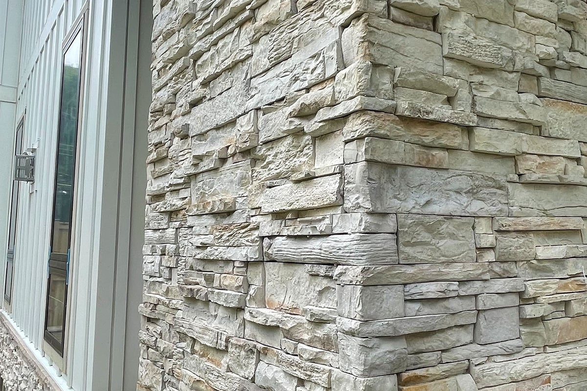 Pumice Ledgestone 2